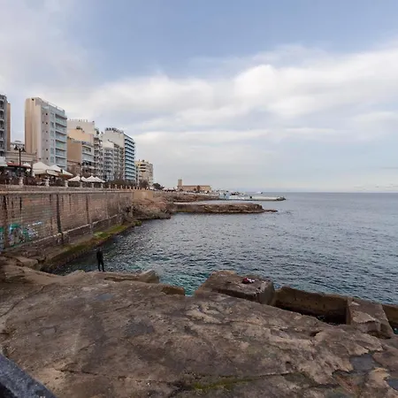Breathtaking Seafront 3bd, Coast By 360 Estates Апартаменты *