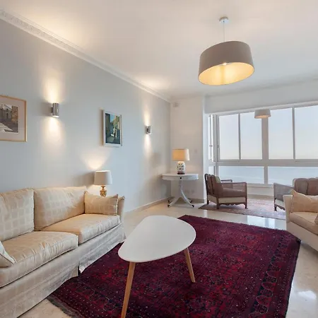 Breathtaking Seafront 3bd, Coast By 360 Estates Апартаменты